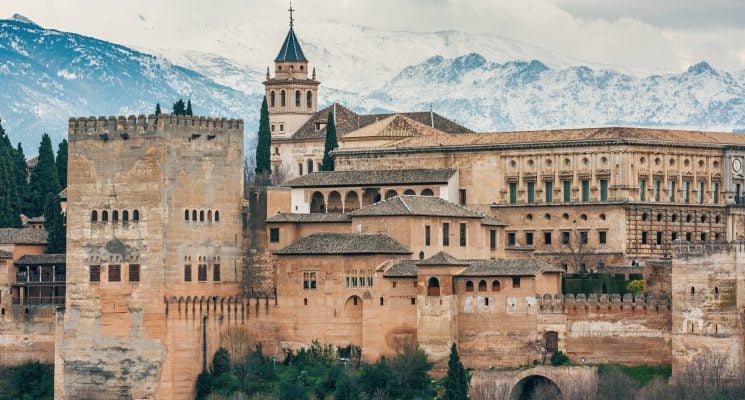 things to do in Granada, the Alhambra