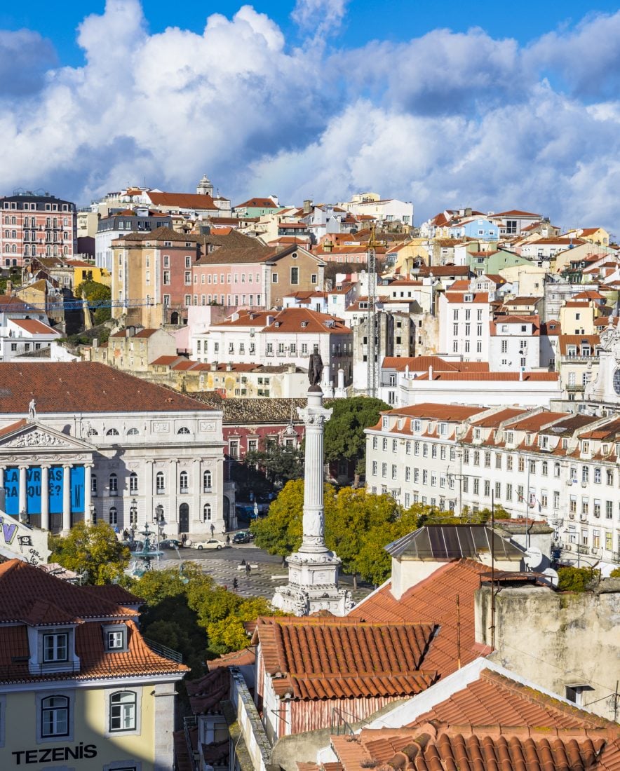 Buildings and red tile rooftops in Lisbon