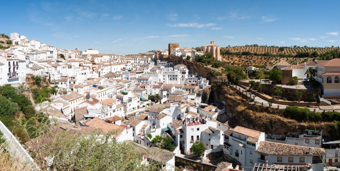 hidden gems spain Setenil de las Bodegas