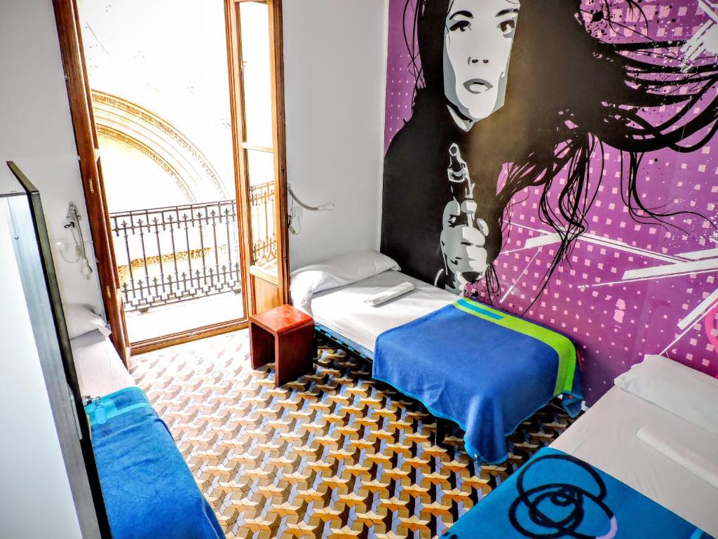 Home Youth Hostel in Valencia Spain