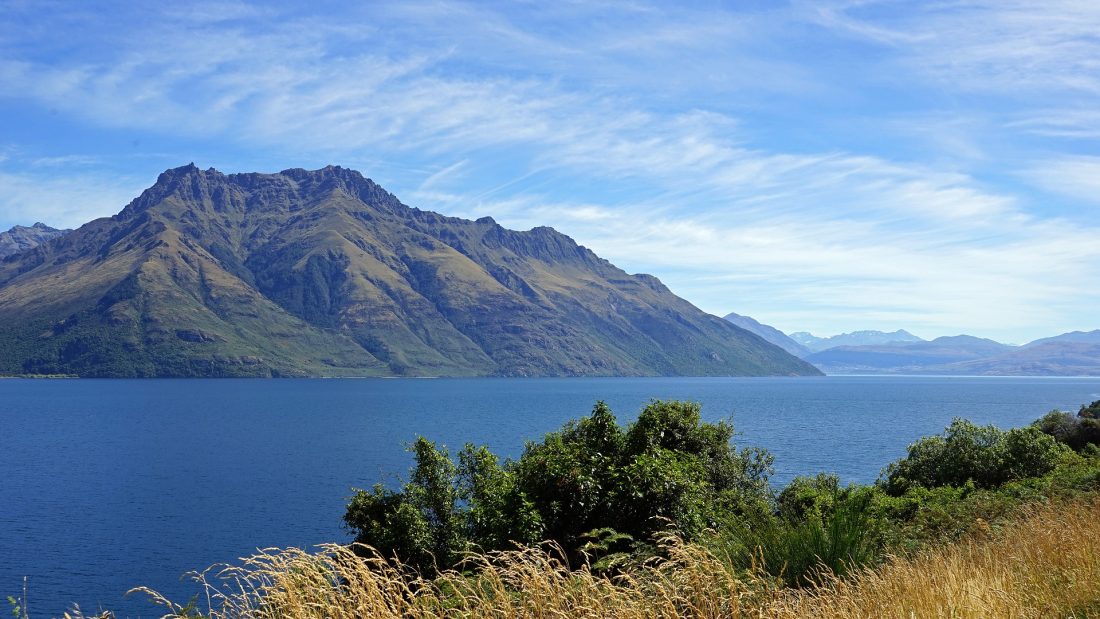 free things to do in Queenstown - Lake Wakatipu