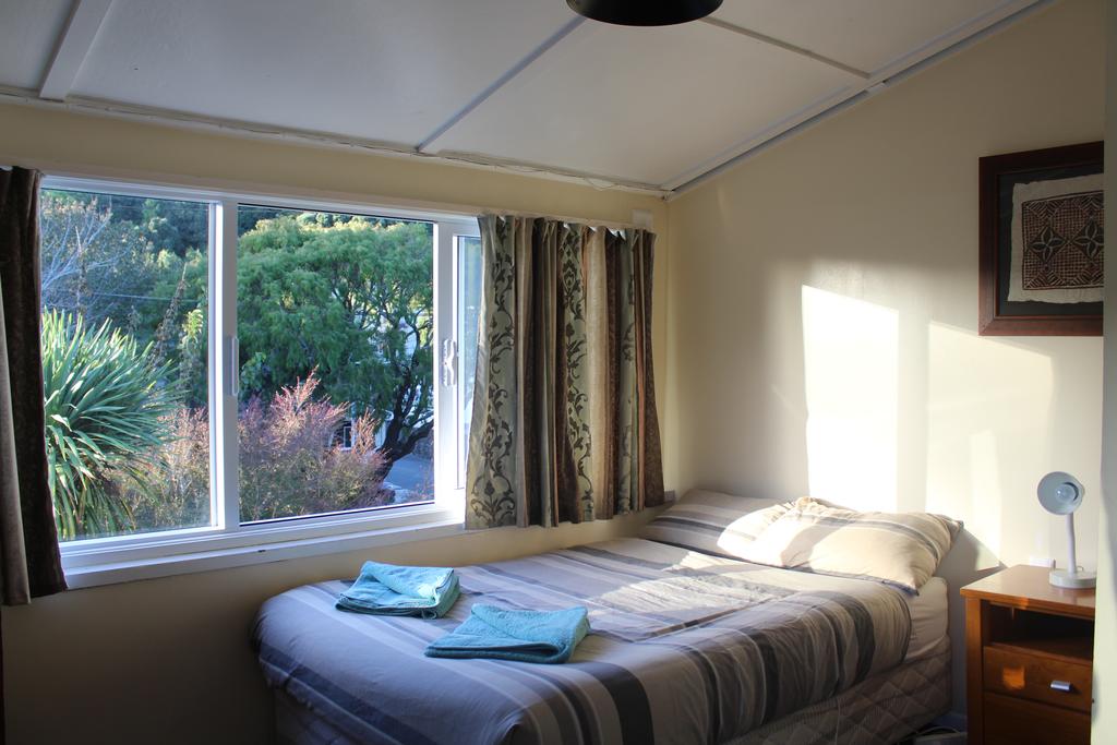 oaklands lodge best hostels auckland