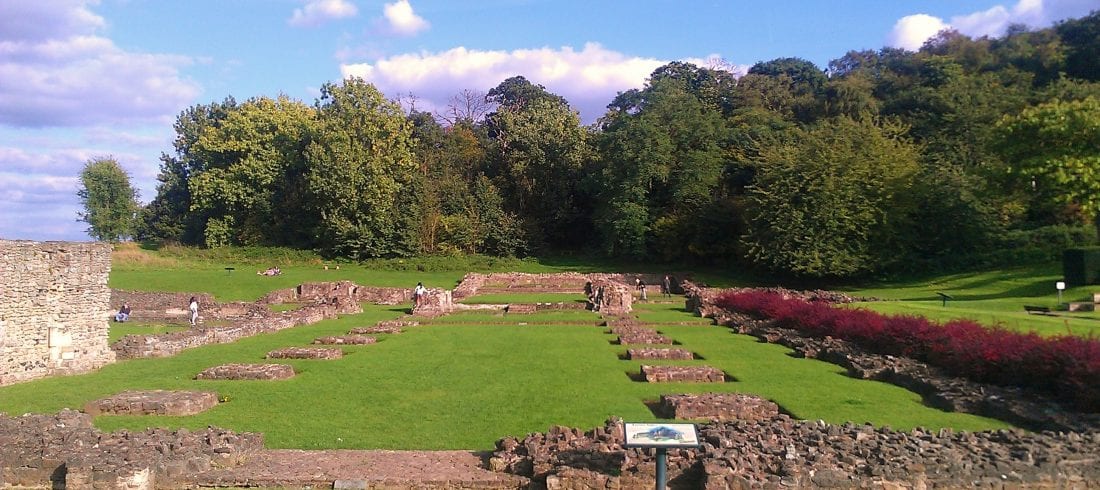 quite places in london, Nave at Lesnes Abbey
