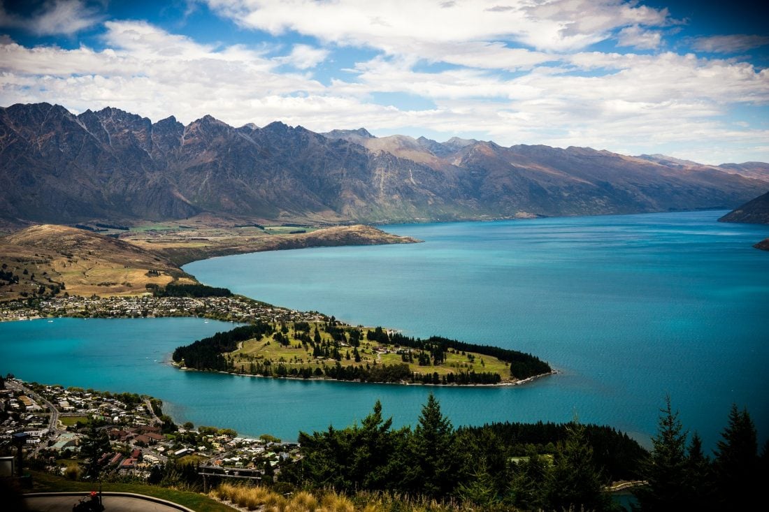 hiking to Bobs Peak, things to do in Queenstown on a budget